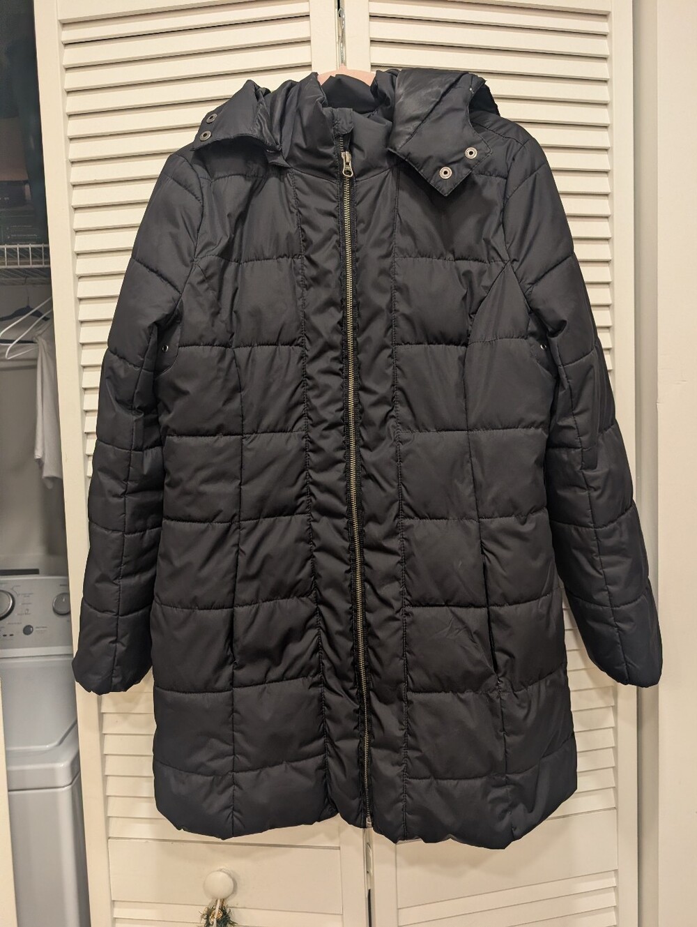 Gap Women's Black Quilted Hooded Puffer Coat Size Medium